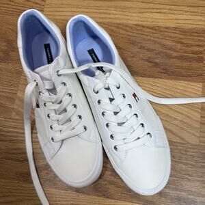 Tommy Hilfiger Lestiel White Women’s Size 10